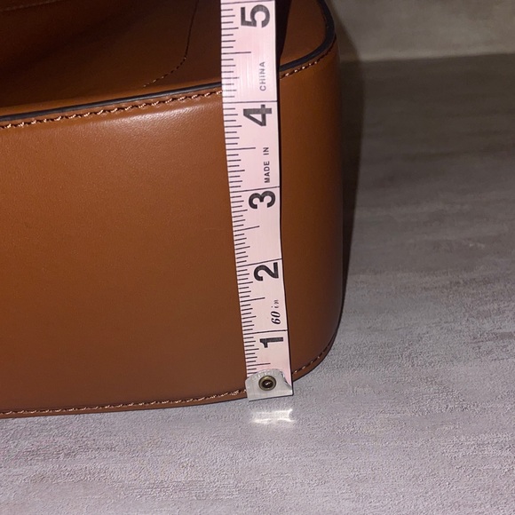 Banana Republic- Large Brown Vegan Leather Shoulder Bag - Picture 11 of 13